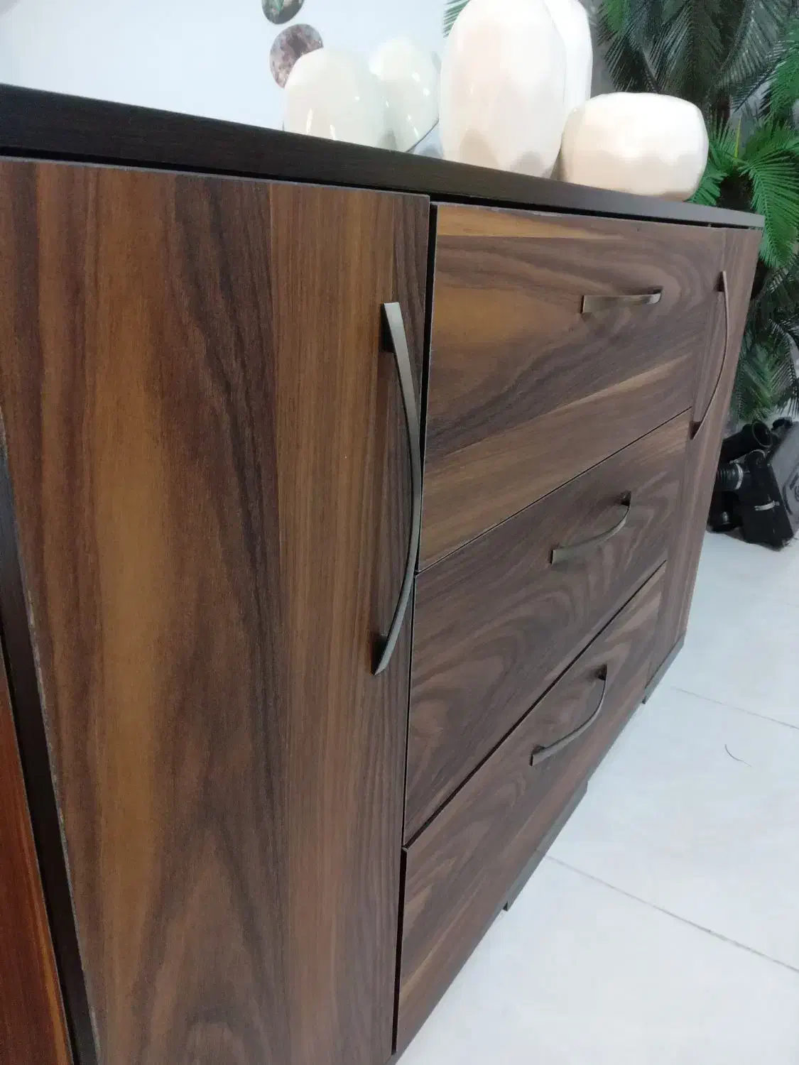 کنسول MDF جادار با آینه cnc نو نو|بوفه، ویترین، کنسول|رشت, گلباغ نماز|دیوار