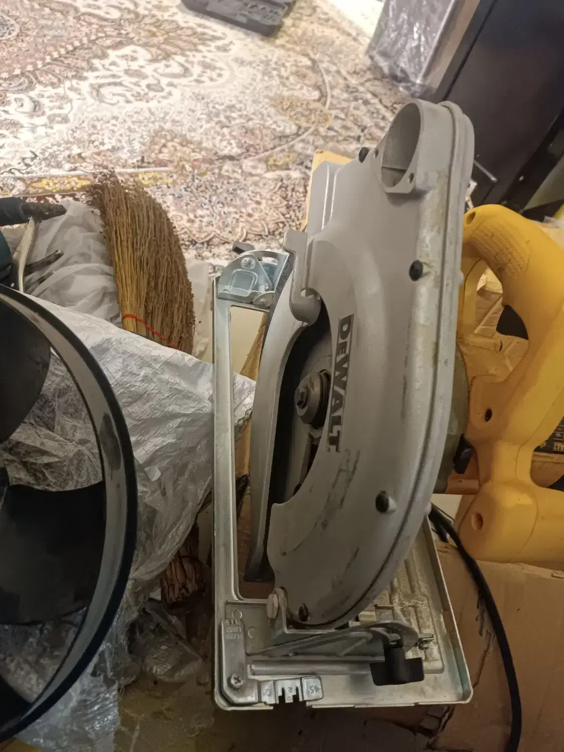 اره دیسکی دیوالت|ابزارآلات|ری, شهادت|دیوار