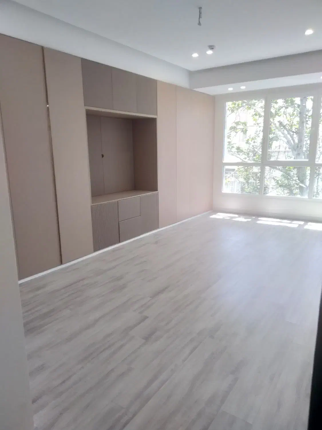 ۱۵۰ متر ۳خواب نور شمال جنوب فول بازسازی دسترسی خوب