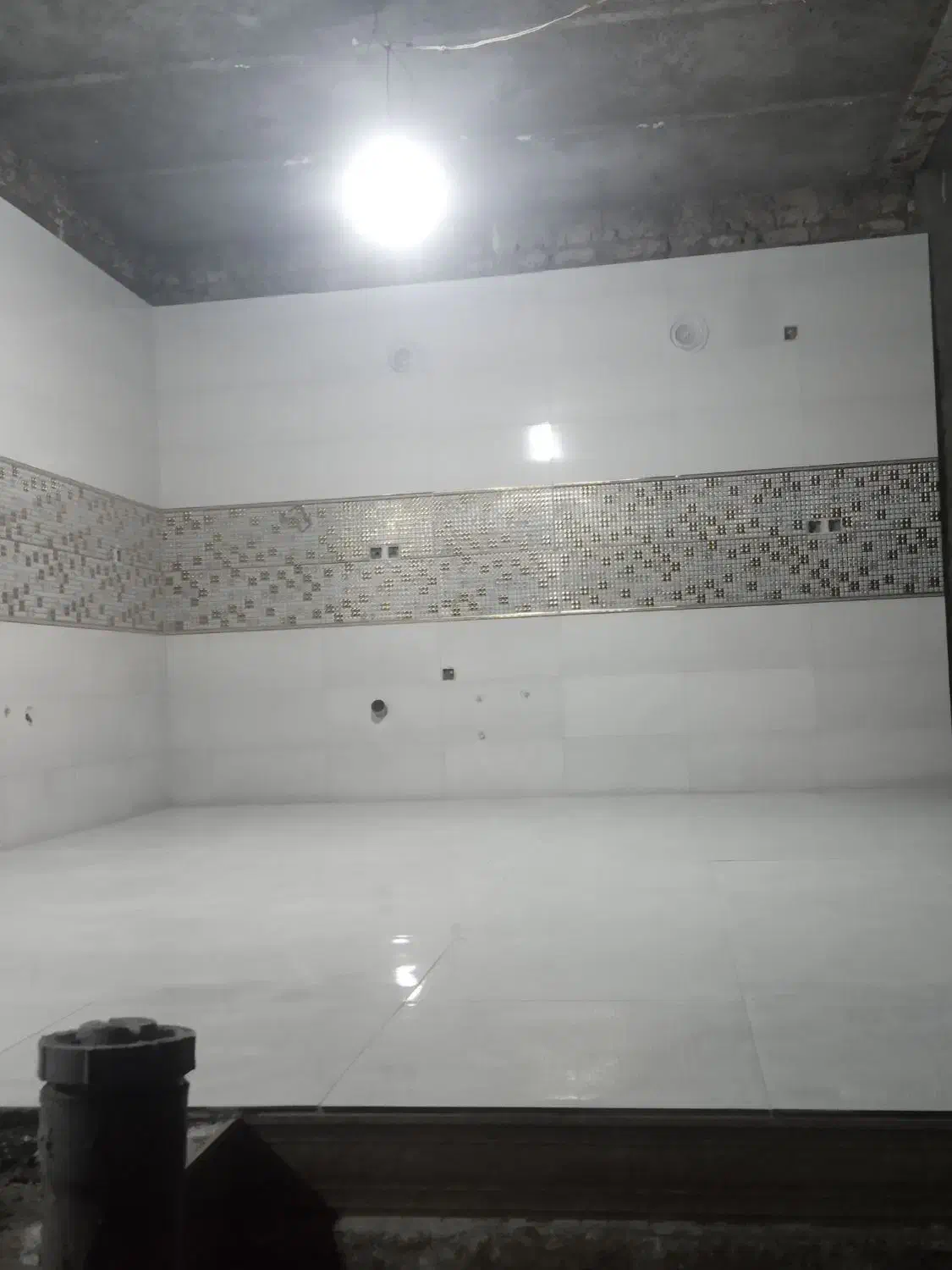 کاشی و سرامیک کاری|خدمات پیشه و مهارت|زابل, |دیوار