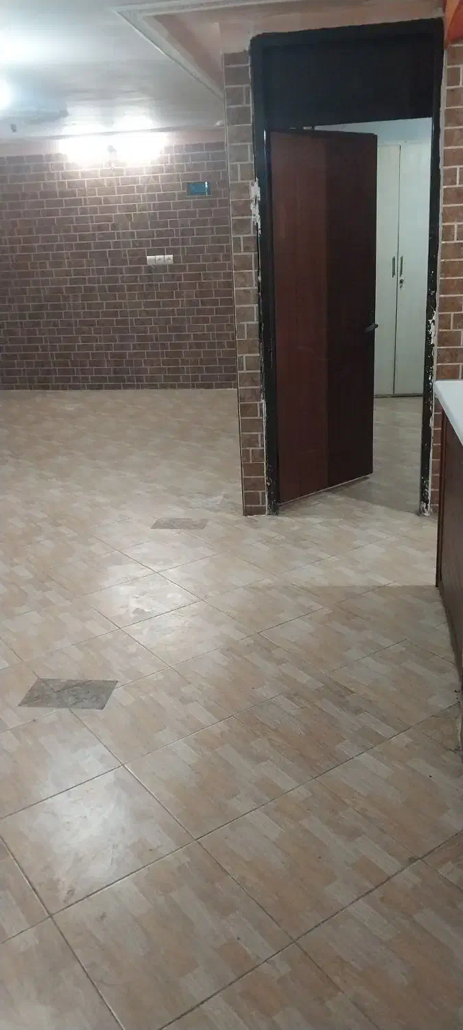 اپارتمان اجاره ای  باغ خزانه80متر