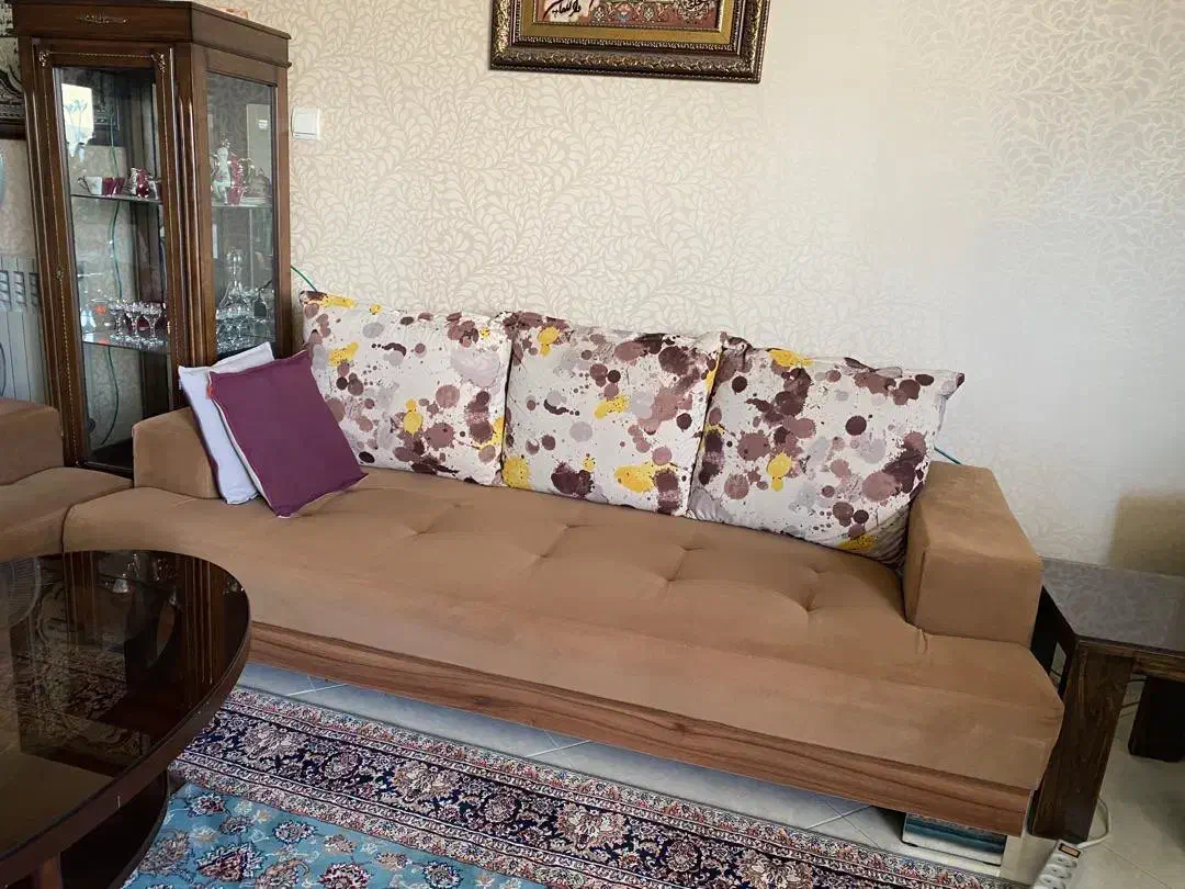 مبل ۷ نفره در حد نو|مبلمان خانگی و میز عسلی|شیراز, گلدشت معالی‌آباد|دیوار