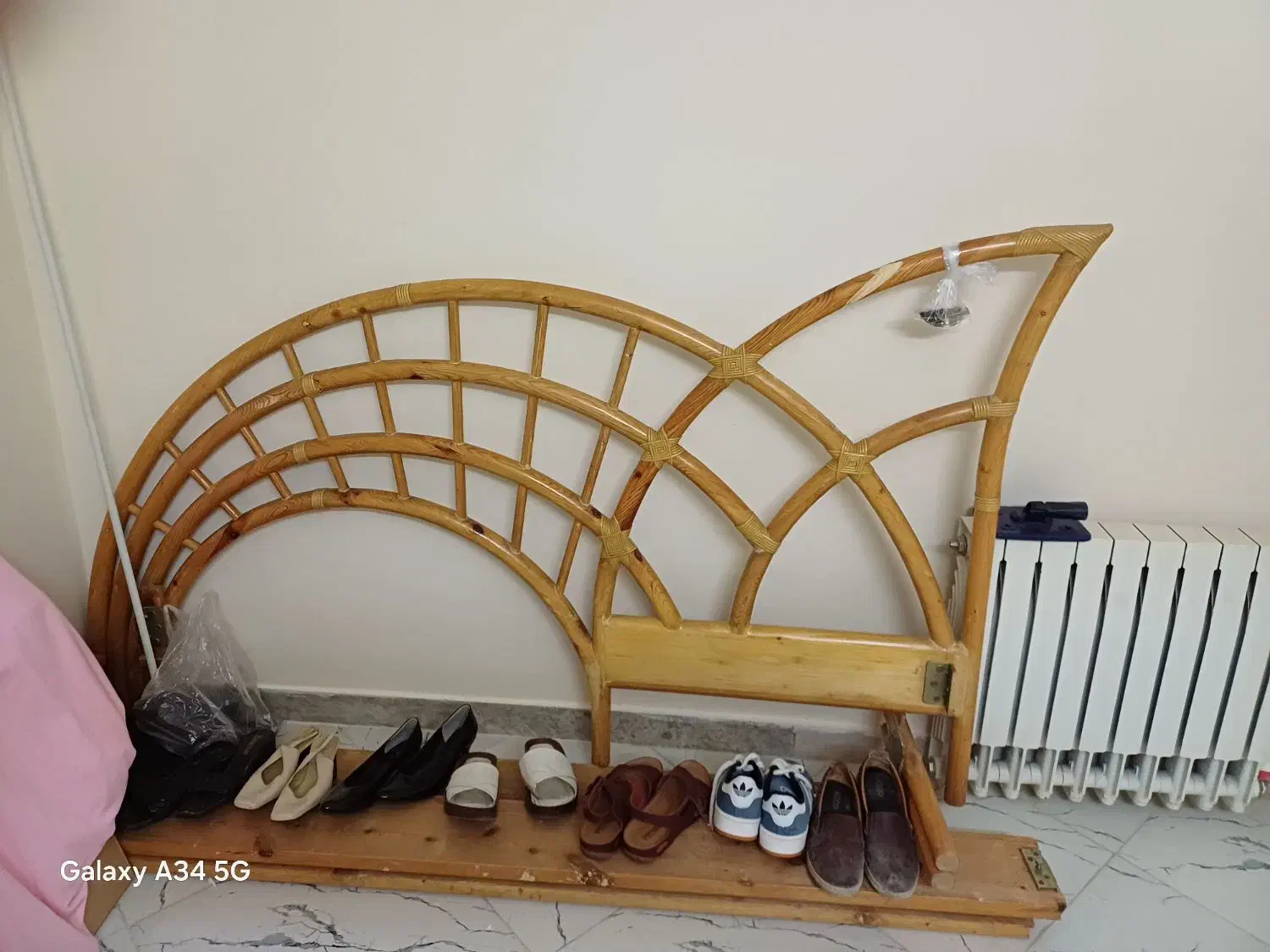 اسکلت تخت دو نفره وزیر یخچالی چرخ دار|تخت و سرویس خواب|فیروزکوه, |دیوار