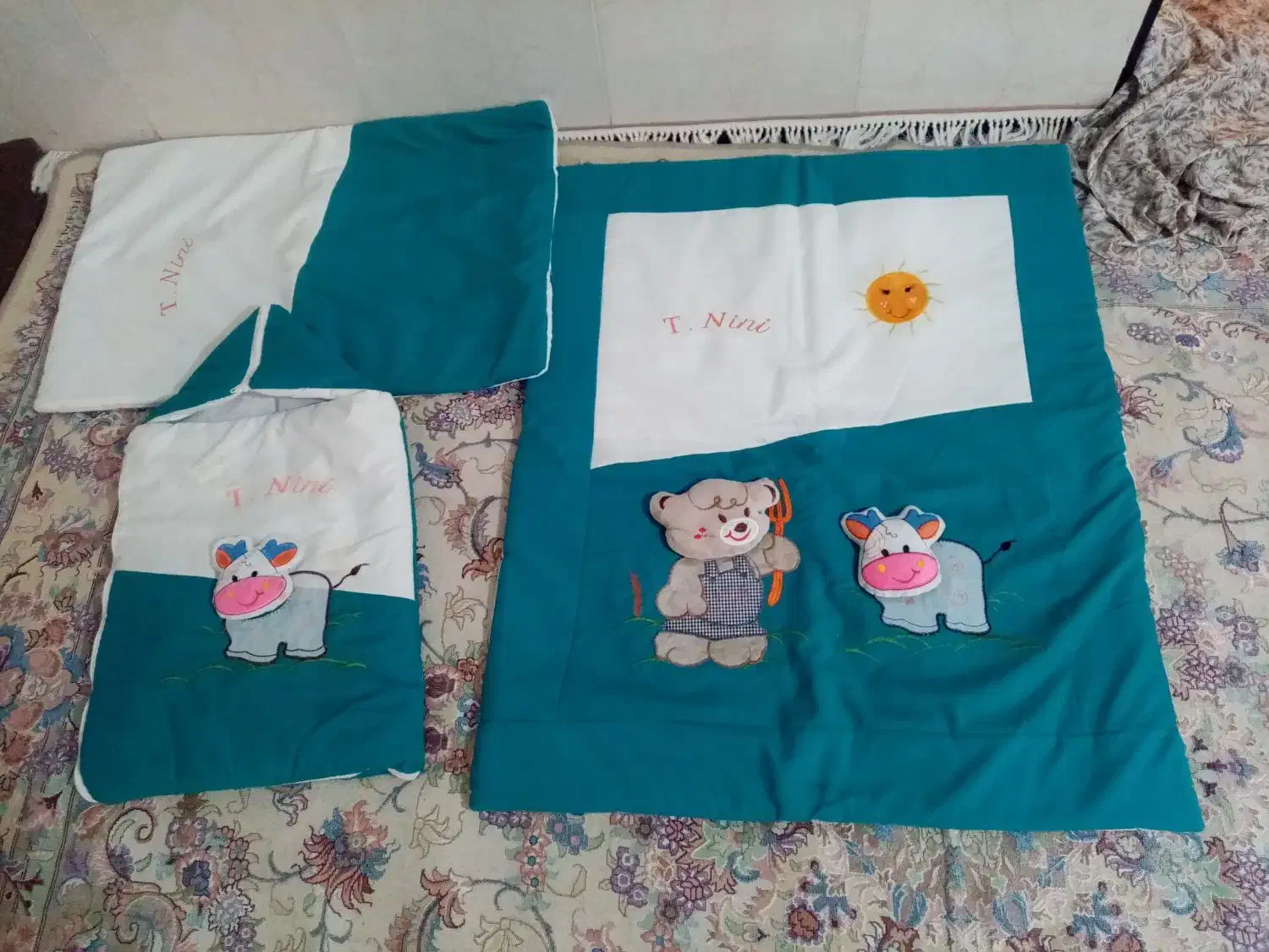 سرویس تشک بچه|تخت و سرویس خواب|مشهد, شهرک شهید باهنر|دیوار