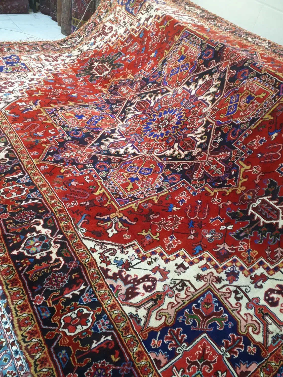 قالی ۳×۴ اصل هریس|فرش|تبریز, |دیوار