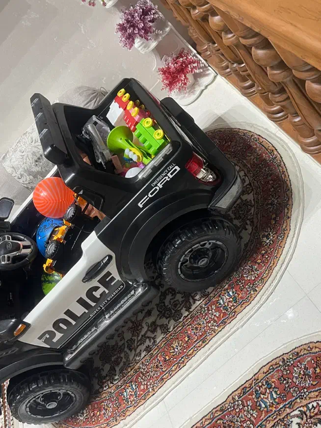 ماشین شارژی پلیسی|اسباب‌بازی بچه|سنندج, |دیوار