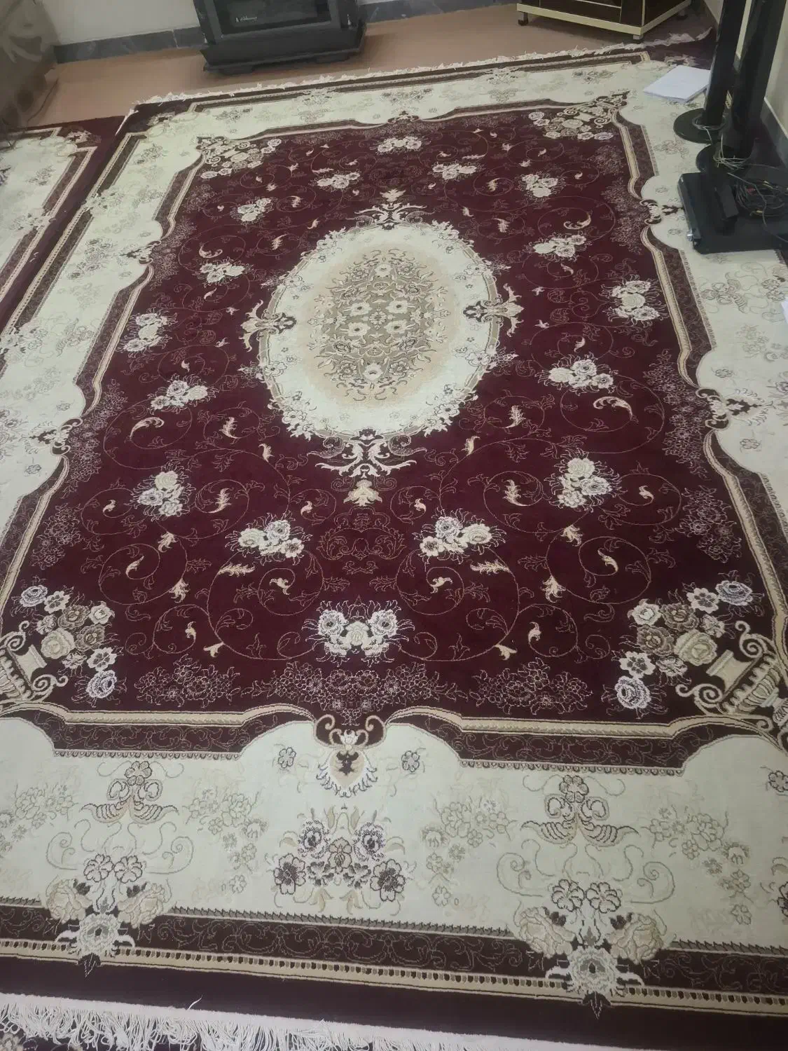 قالی 12 متری|فرش|شیراز, صاحب الزمان|دیوار