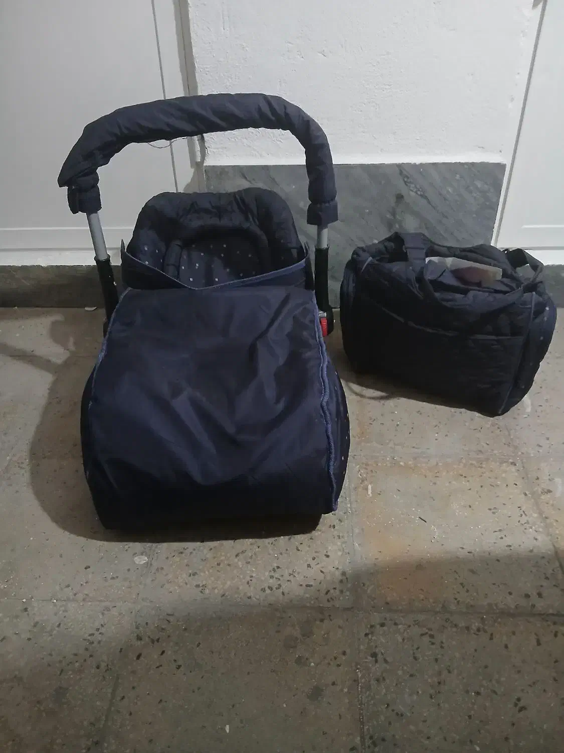 کریر و ساک در حد نو|کالسکه و لوازم جانبی|تهران, افسریه جنوبی|دیوار