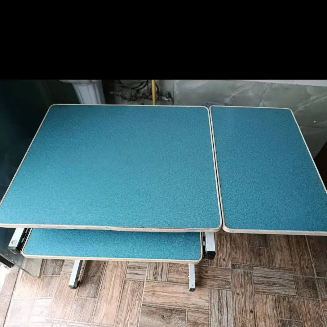 میز|میز تحریر و کامپیوتر|شیراز, شاپورجان|دیوار