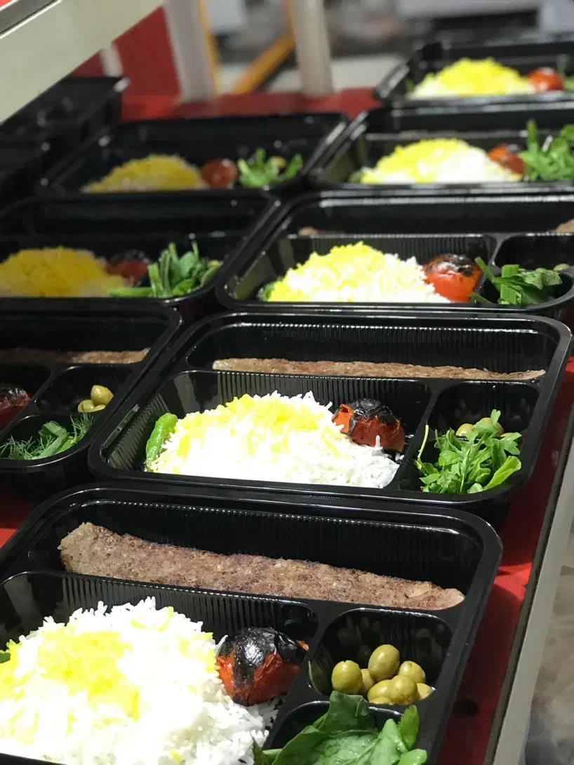 قبول سفارش غذای شرکتها،ادارات،جلسات،مهمانیهای ویژه|خدمات پذیرایی، مراسم|تبریز, |دیوار