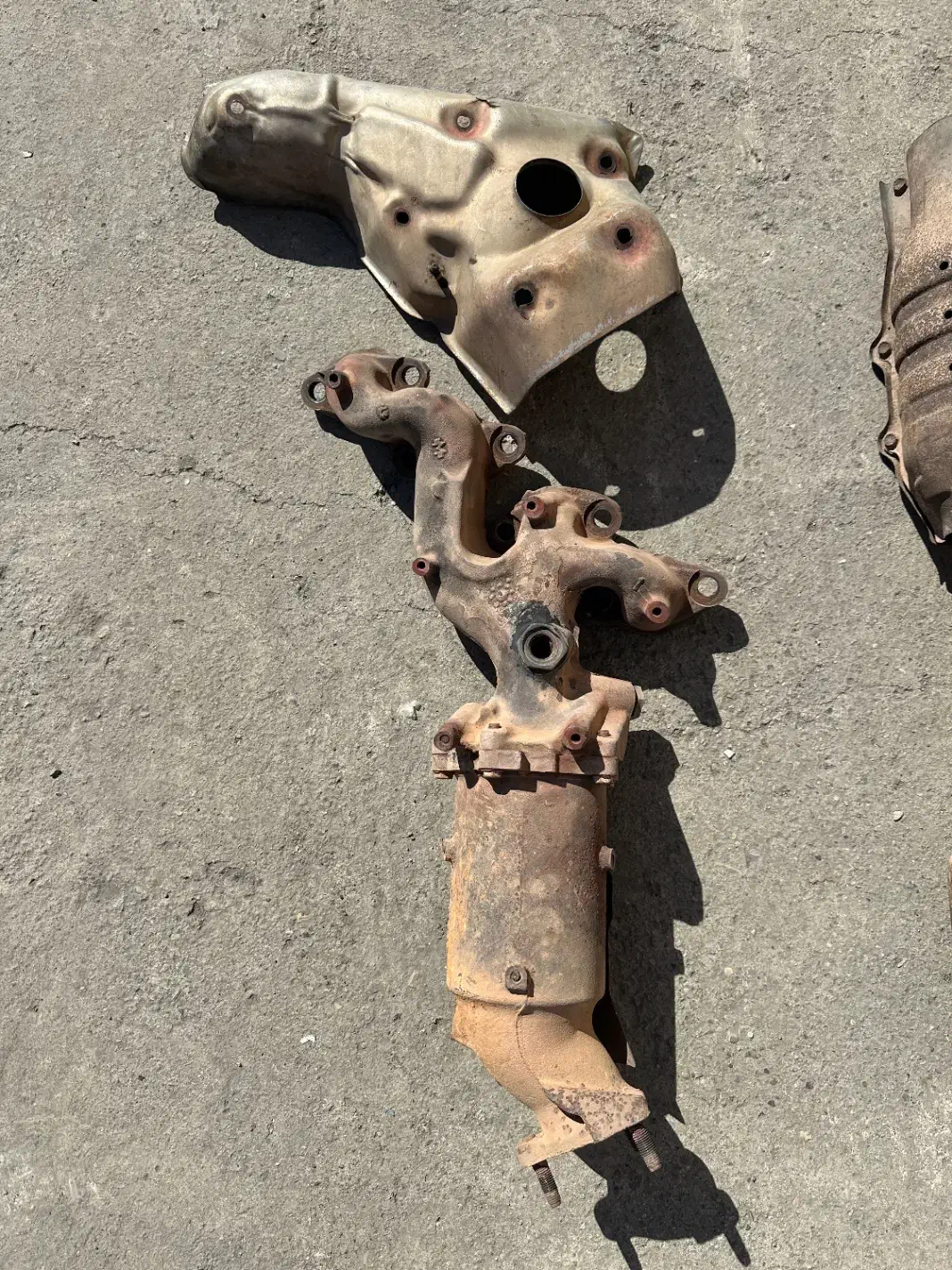 کمک فنر تویوتا اتاق۱۰۰ و نیسان رونیز|قطعات یدکی و لوازم جانبی|تهران, تجریش|دیوار