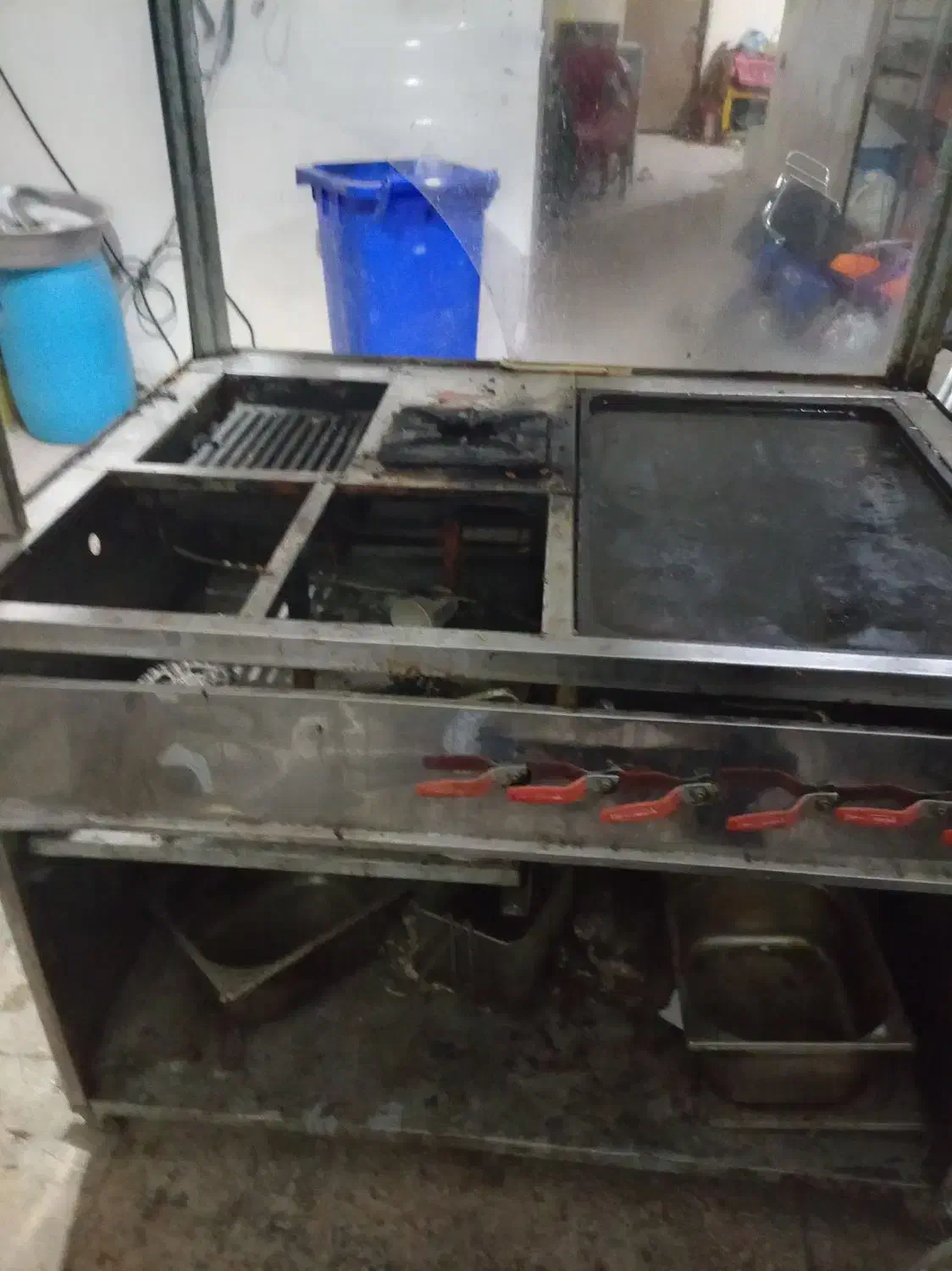 فر ساندیچی|اجاق گاز و لوازم برقی پخت‌وپز|سپیدان, |دیوار