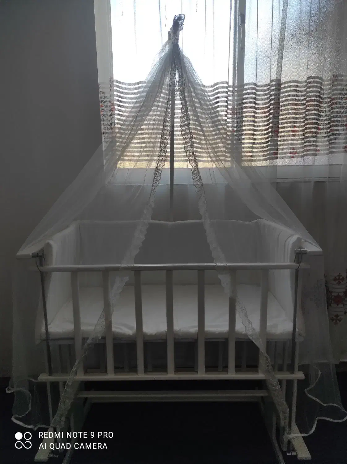 گهواره|اسباب و اثاث بچه|لاهیجان, لیل|دیوار