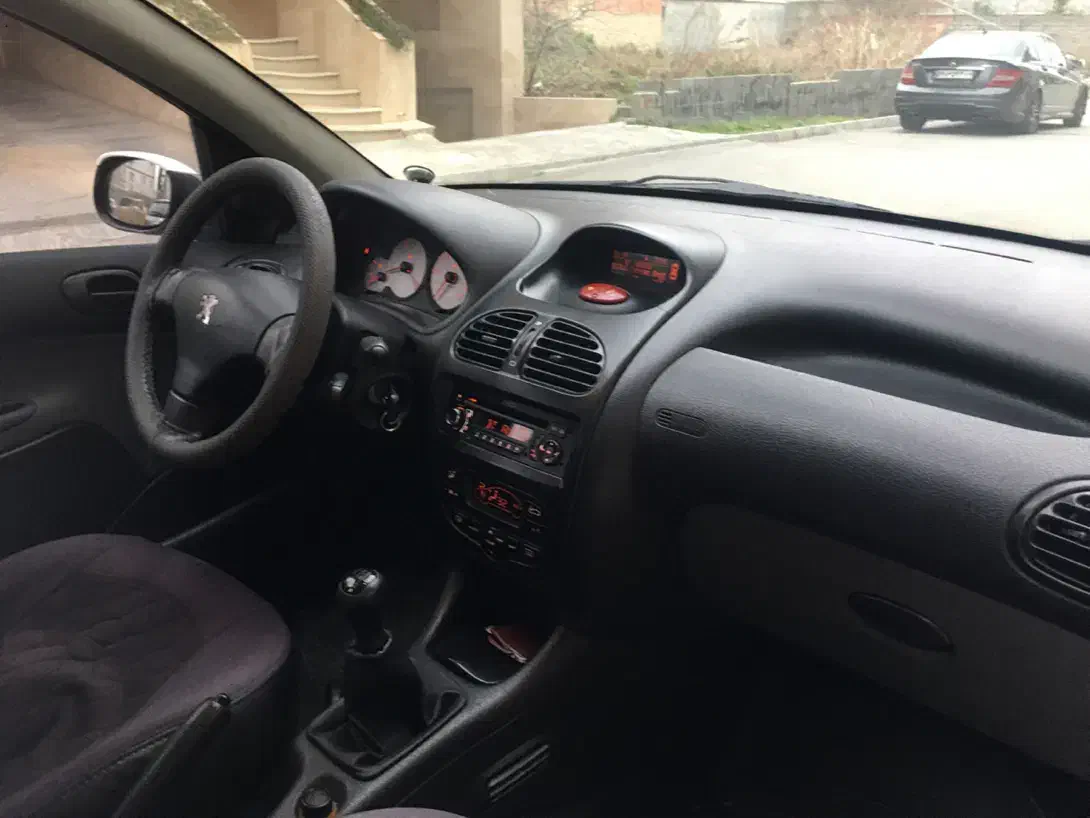 ۲۰۶ تیپ۵ بیرنگ و کمکارکرد|خودرو سواری و وانت|خوش‌رودپی, |دیوار