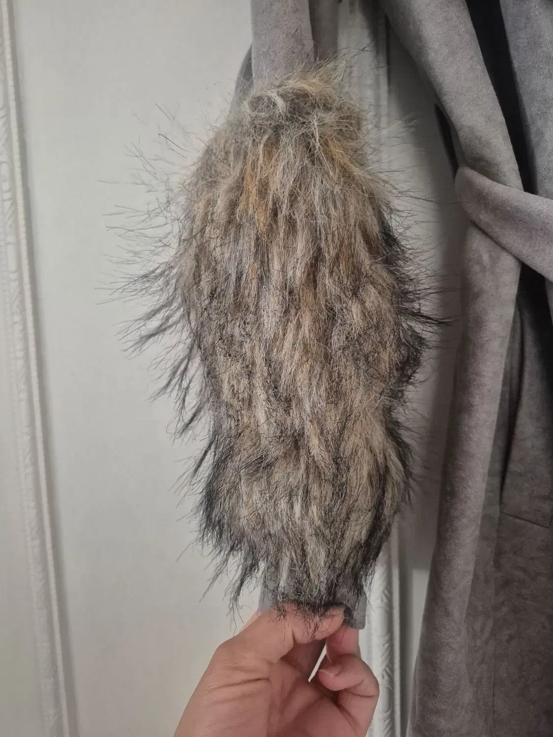 پالتو|لباس|اصفهان, میرعماد|دیوار