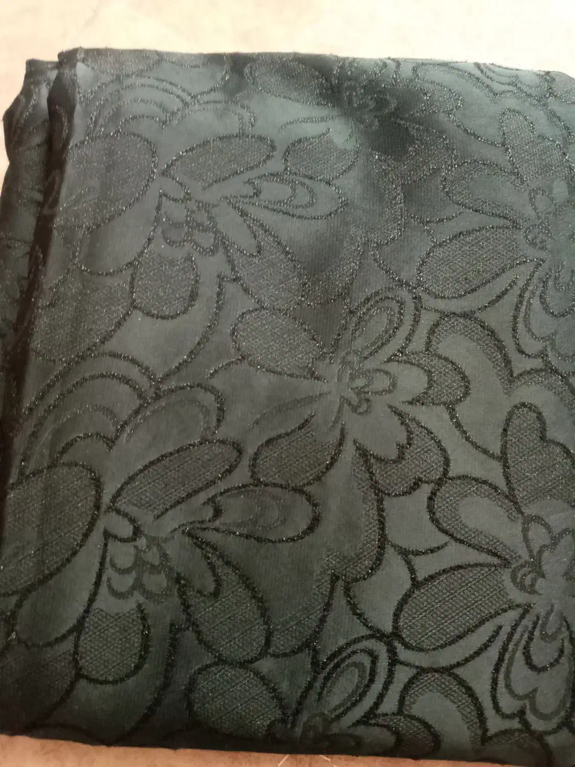 چادر مشکی طرح دار|لباس|اراک, |دیوار