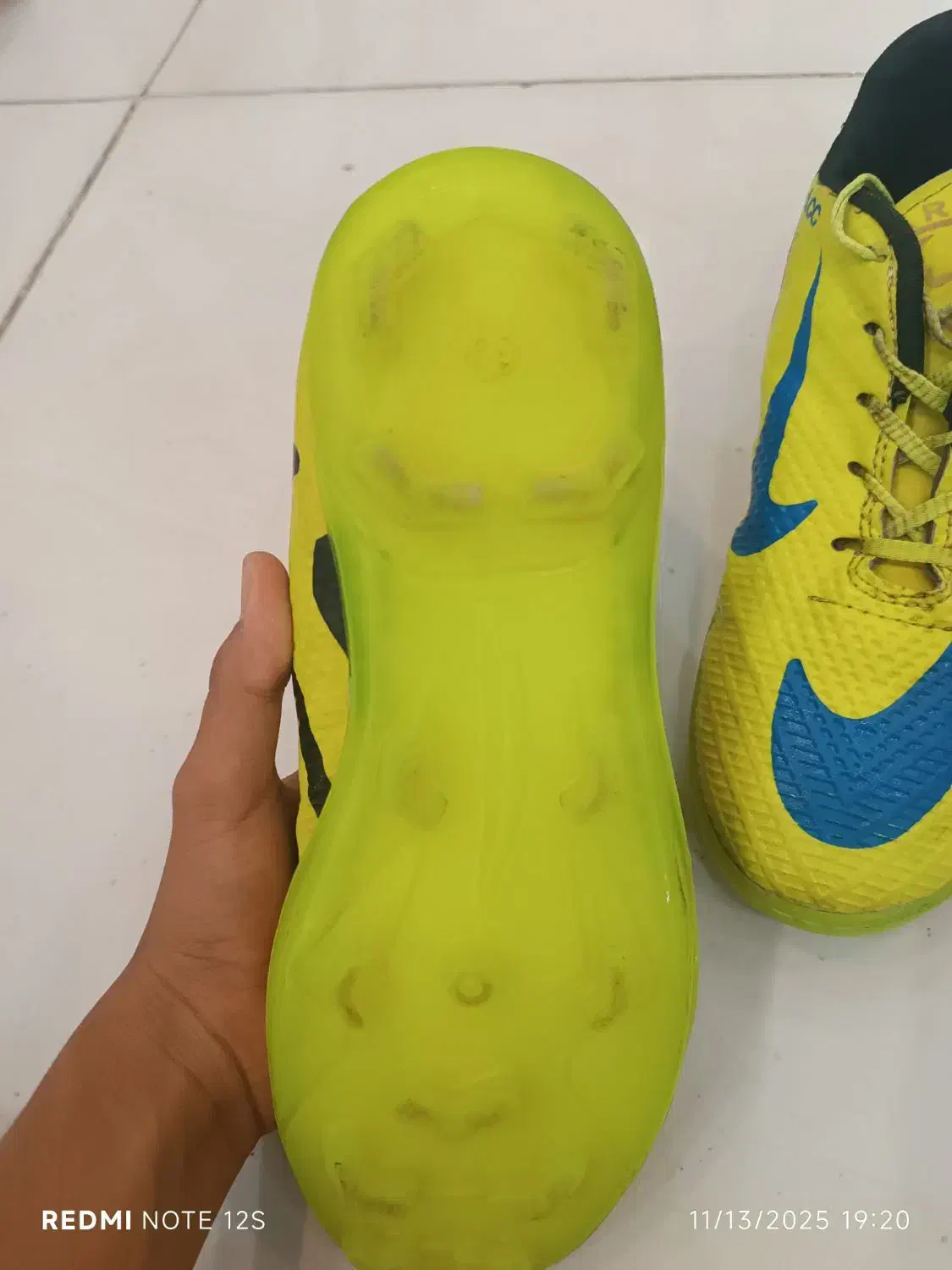 کفش استوک چمن طبیعی سایز ۳۹|تجهیزات ورزشی|مشهد, نوید|دیوار