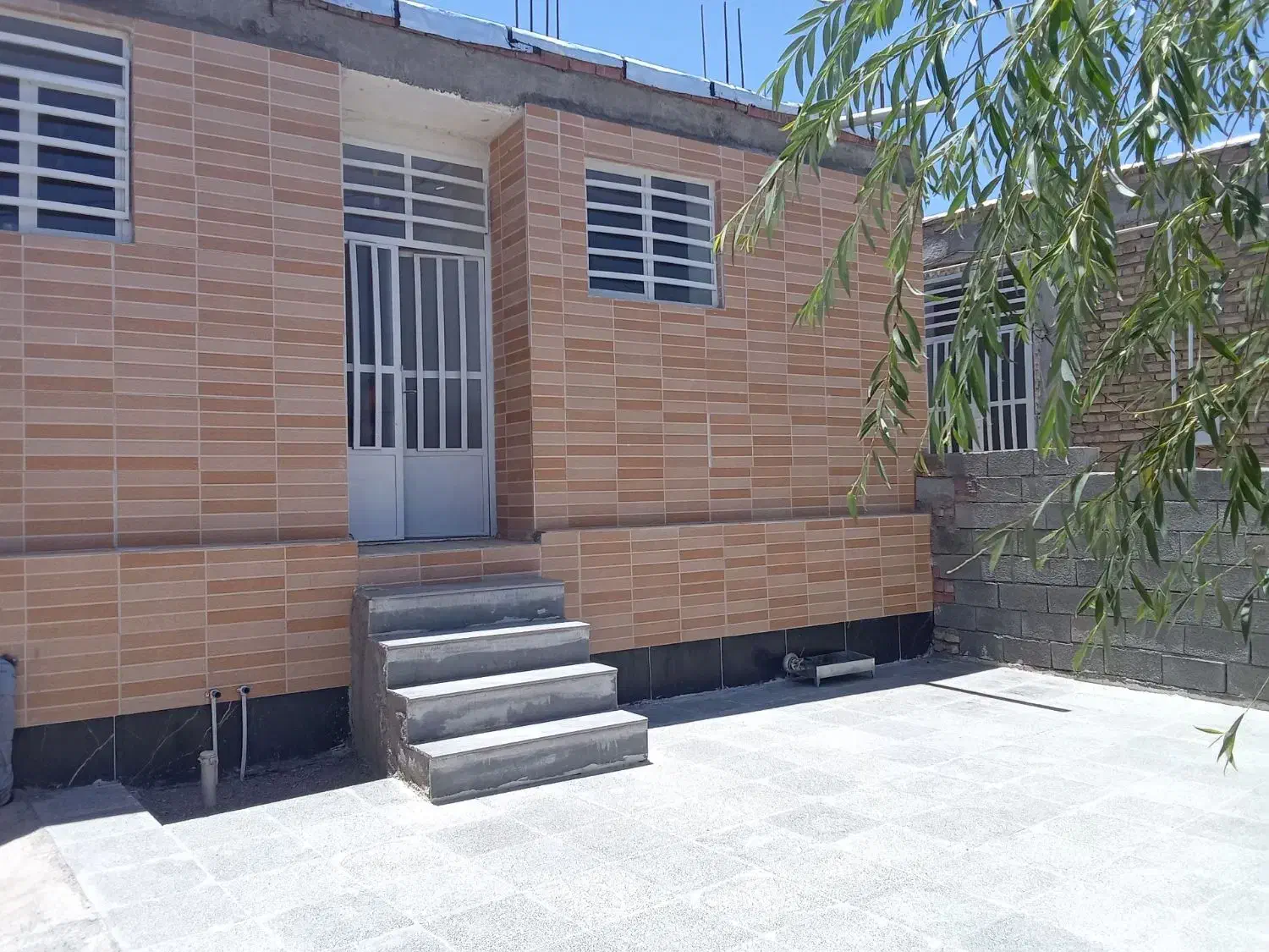 خانه های ویلایی وسوئیت های اجاره ای در لاله زار|اجارهٔ کوتاه‌مدت ویلا و باغ|لاله زار, |دیوار