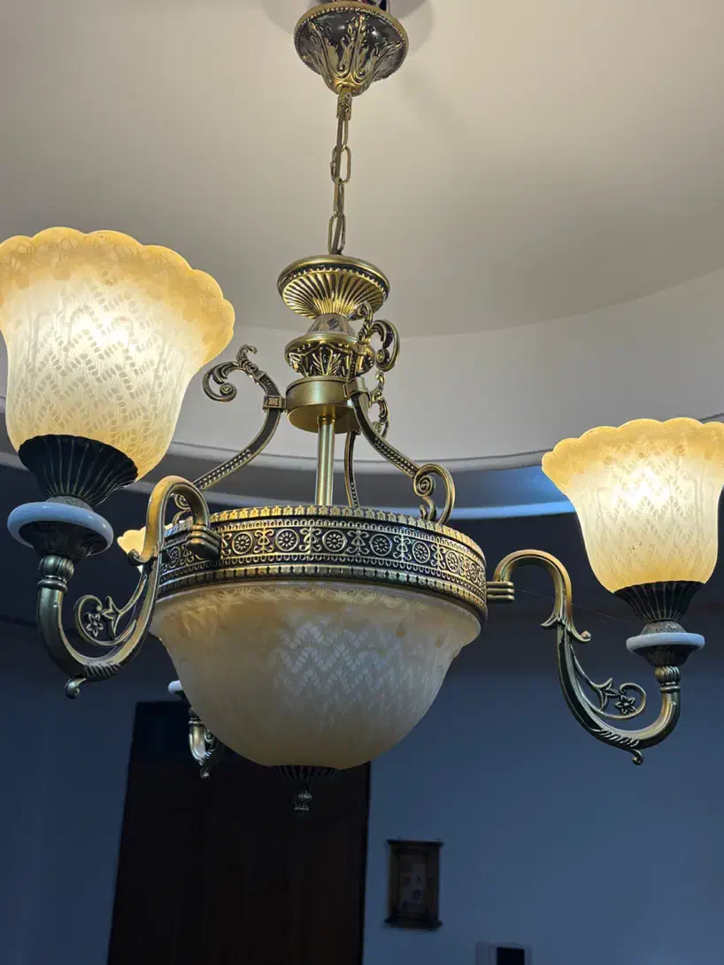 لوستر برنز و سنگ|لوستر و چراغ آویز|بیرجند, |دیوار