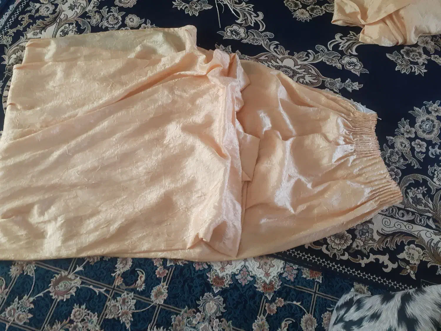 سه عدد پرده سالم و تمیز|پرده، رانر، رومیزی|بروجرد, |دیوار