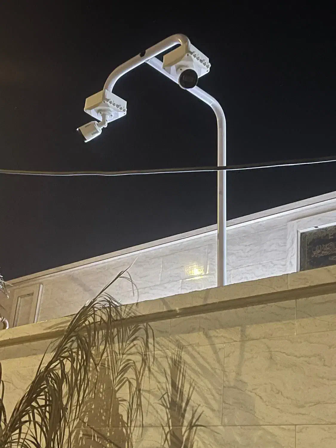 انواع دوربین مدار بسته و دزدگیر اماکن|دوربین مداربسته|میانه, |دیوار