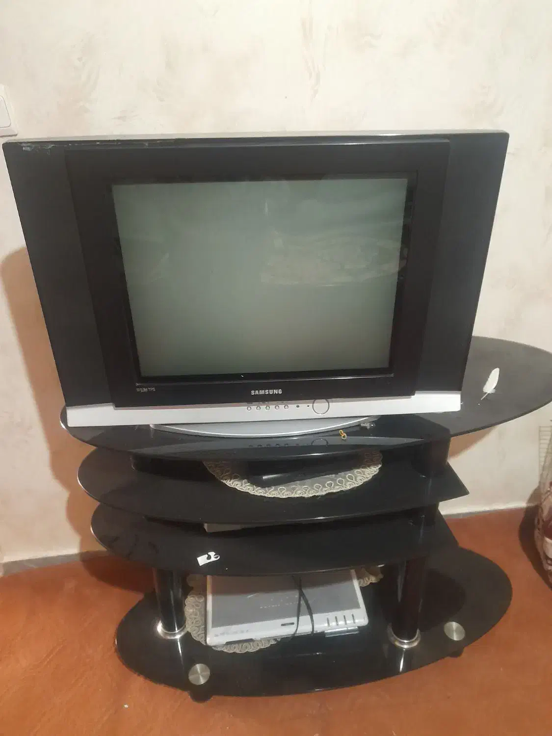 تلویزیون همراه میز|تلویزیون و پروژکتور|تبریز, |دیوار