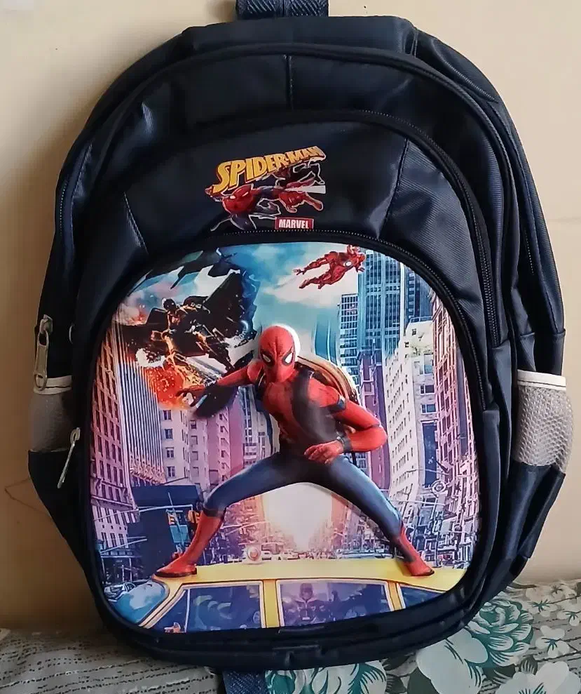 کوله پشتی پسرانه|کیف، کفش، کمربند|ری, ملک‌آباد|دیوار