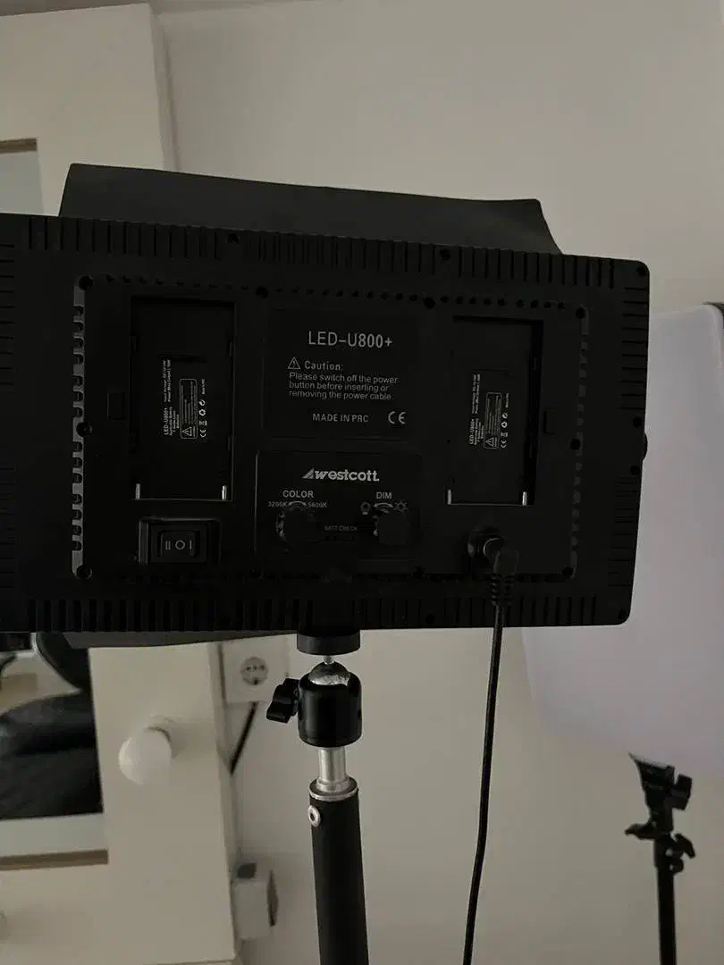 نور ثابت ال ای دی سالم در حد نو|صوتی و تصویری|فریدونکنار, |دیوار