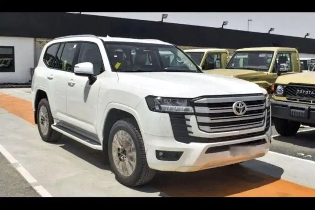 لندکروز GXR 2025 پلاک منطقه آزاد ماکو|خودرو سواری و وانت|ارومیه, |دیوار