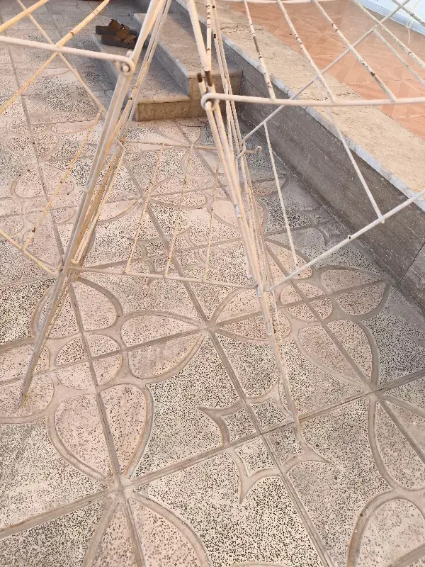 بند اپارتمان|بندرخت و رخت‌آویز|مبارکه, |دیوار