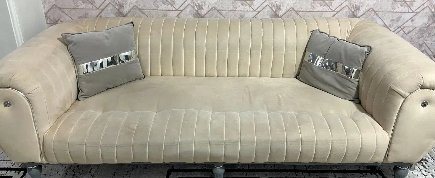 مبل مدل چستر کاملا سالم|مبلمان خانگی و میز عسلی|اندیشه, شهرک مریم|دیوار