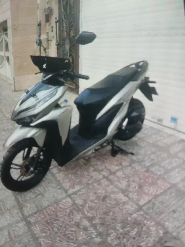 هندا کلیک اصلی|موتورسیکلت|تهران, دهقان|دیوار