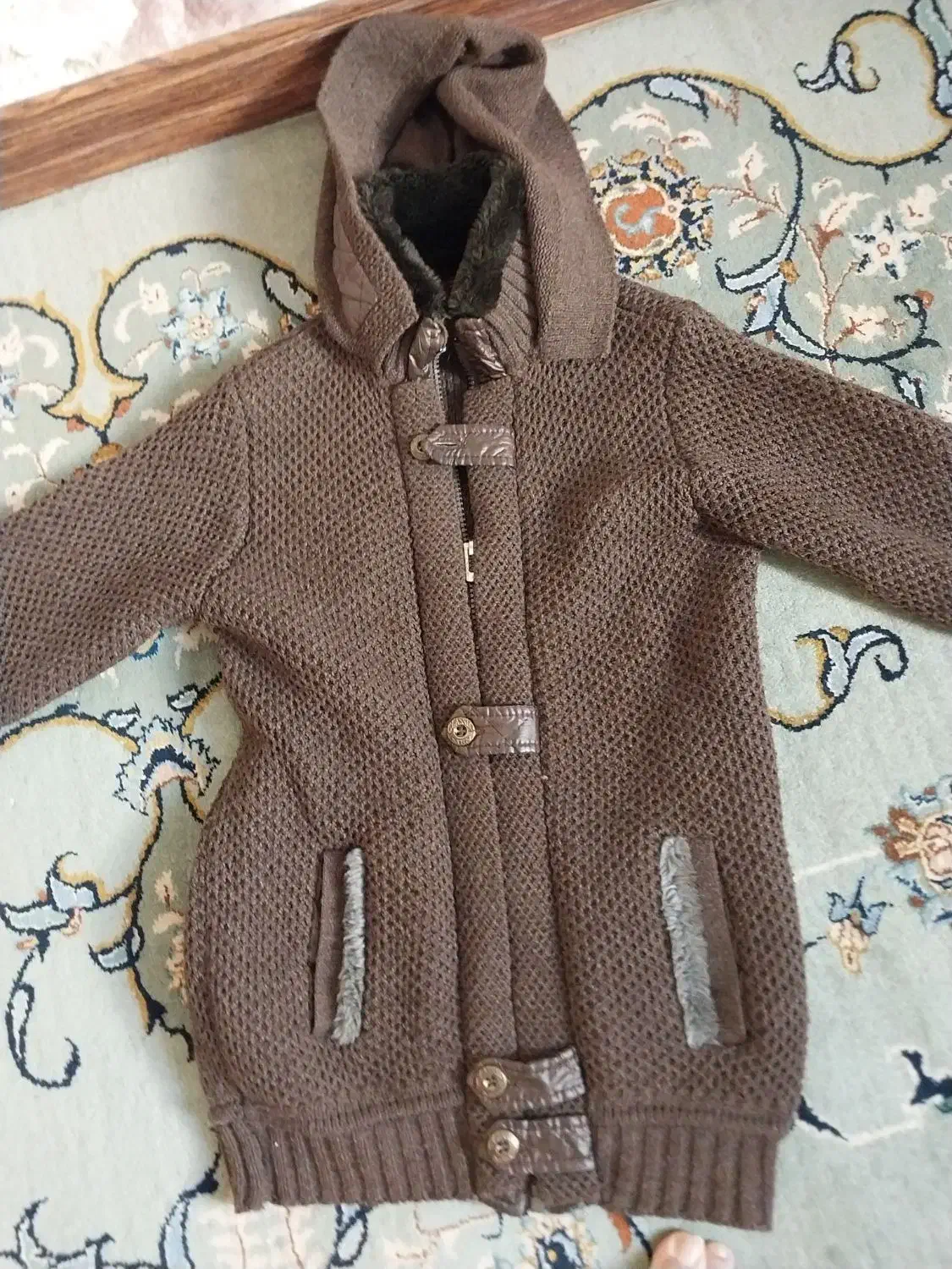 بافت|لباس|اصفهان, همت‌آباد|دیوار