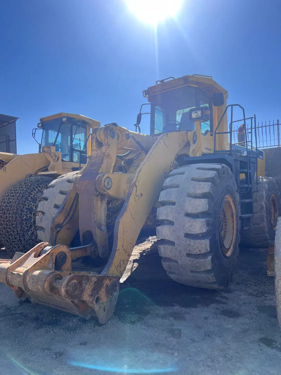 لودر ۶۰۰ کوماتسو|خودرو سنگین|ابریشم, |دیوار