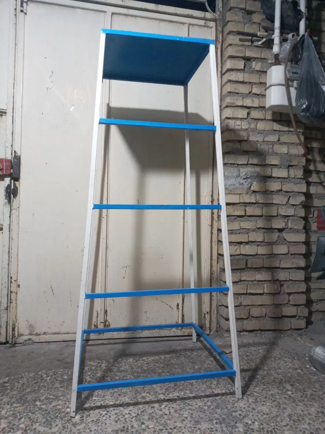 چهارپایه نو|صندلی و نیمکت|دزفول, |دیوار