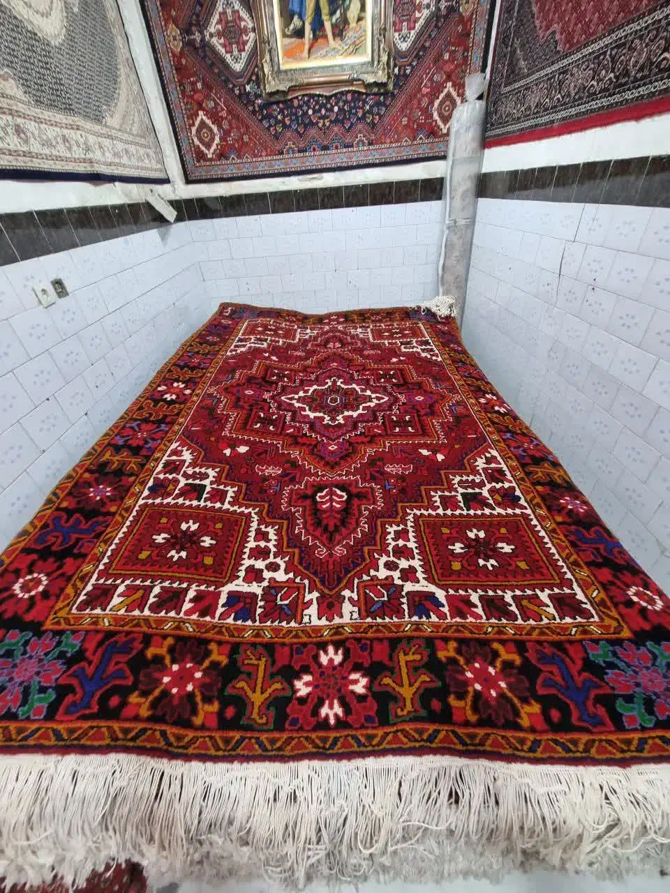 سه مدل تک فرش اصیل|فرش|مراغه, |دیوار