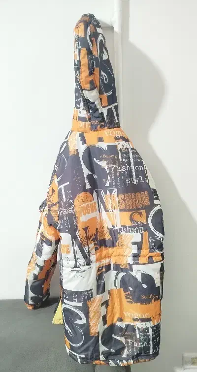 کاپشن با تخفیف ویژه|لباس|هشتگرد, شهرک گلها|دیوار