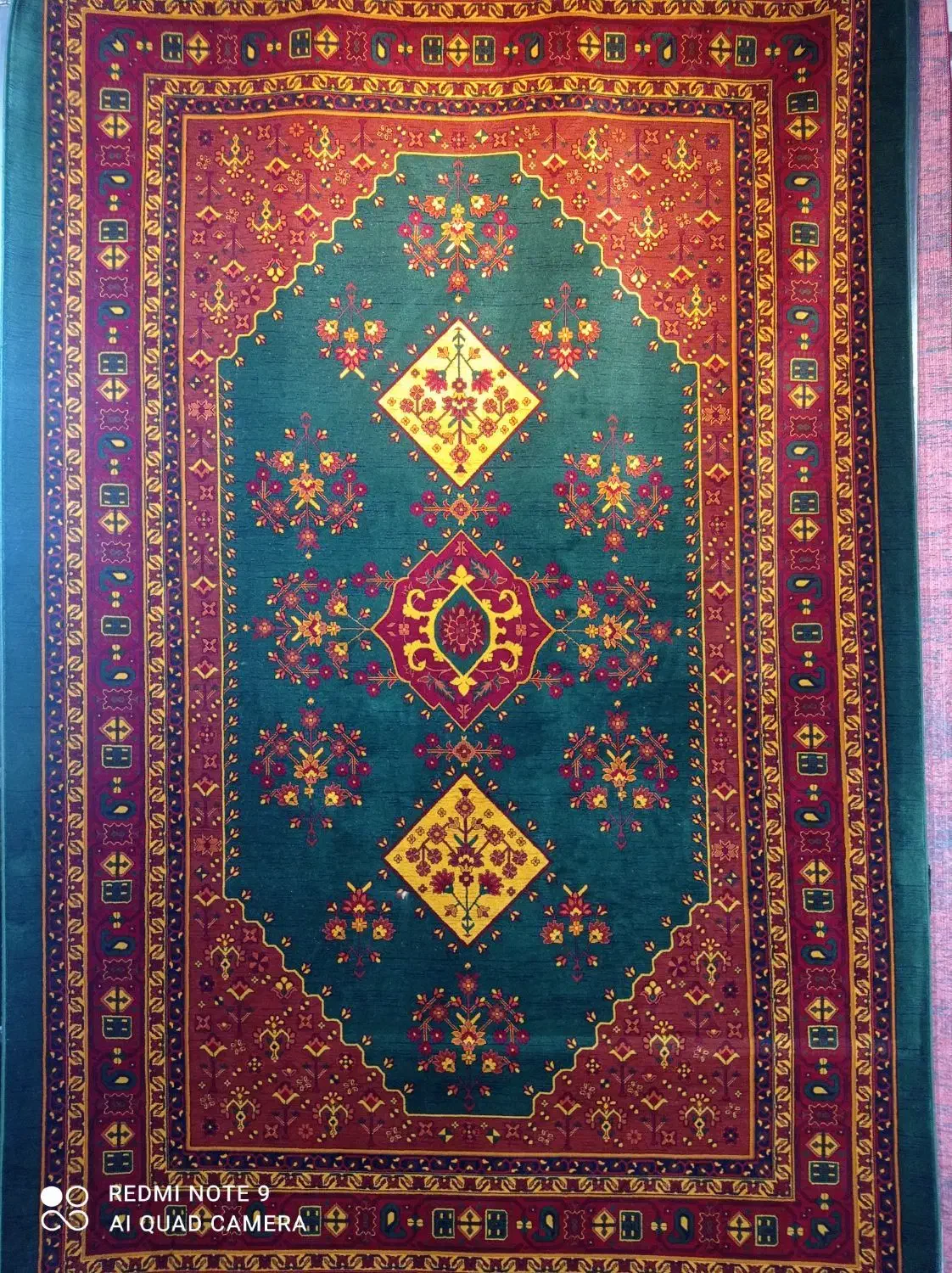 مرجع کامل فرش های نوستالژی|فرش|کرج, کوی مهر|دیوار