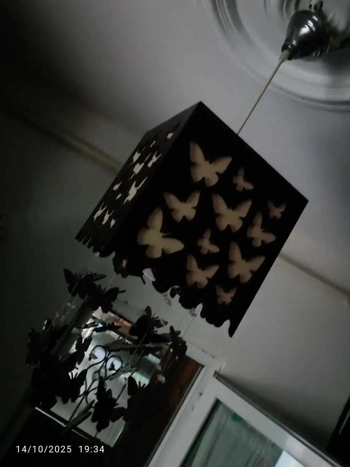 لوستر کودک|لوستر و چراغ آویز|محمدیه-قزوین, |دیوار