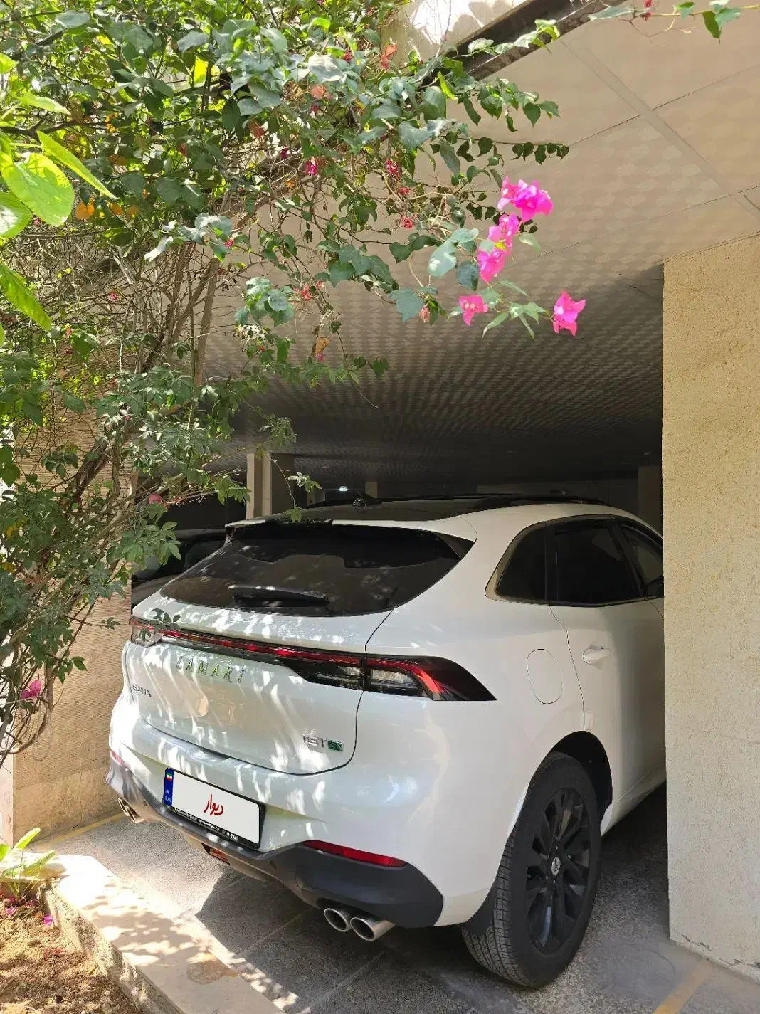 لاماری ایما ۴۰۴|خودرو سواری و وانت|شیراز, ارم|دیوار