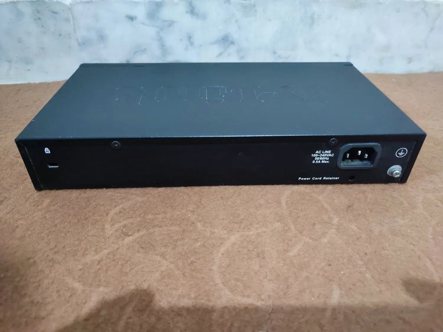 سویچ Dlink tplink کابل شبکه کیبورد و موس|قطعات و لوازم جانبی رایانه|شیراز, قالیشویی|دیوار