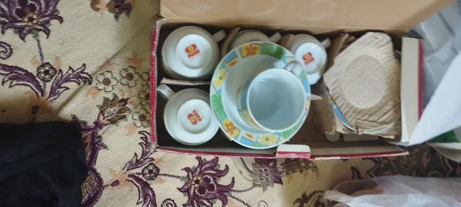 فنجان|ظروف سرو و پذیرایی|قم, سربخش|دیوار