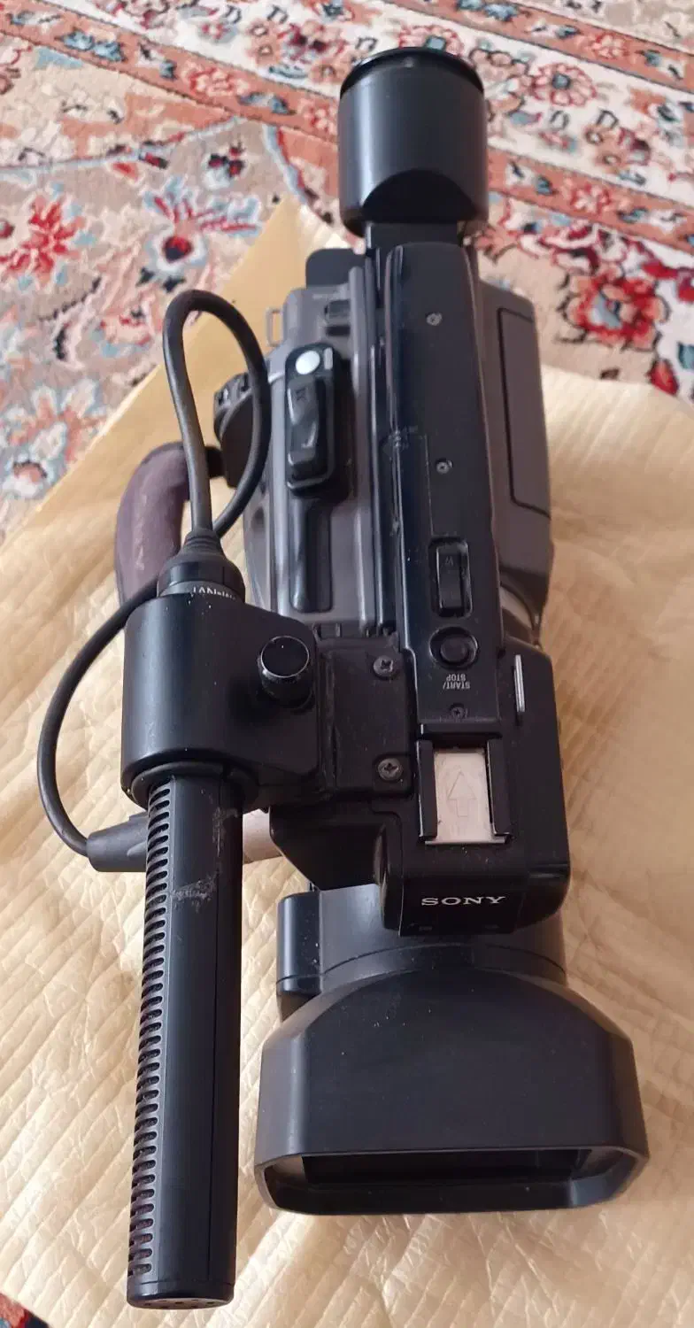 دوربین سونی اصلpd170|دوربین عکاسی و فیلمبرداری|اصفهان, ارزنان|دیوار