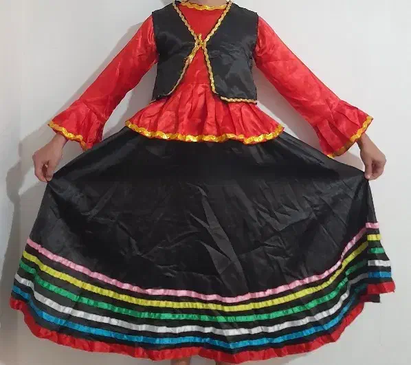 لباس محلی بچگونه|لباس|سیاهکل, |دیوار