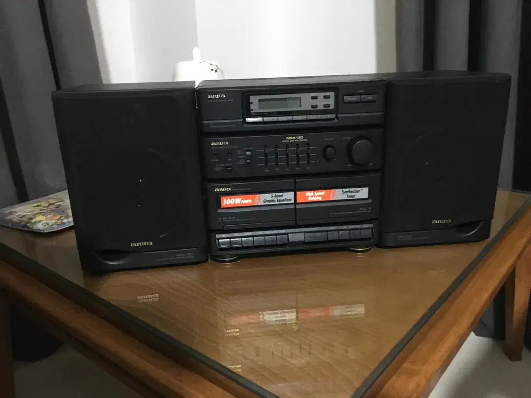 رادیو و ضبط قدیمی آیوا|کلکسیون اشیاء عتیقه|بجنورد, |دیوار