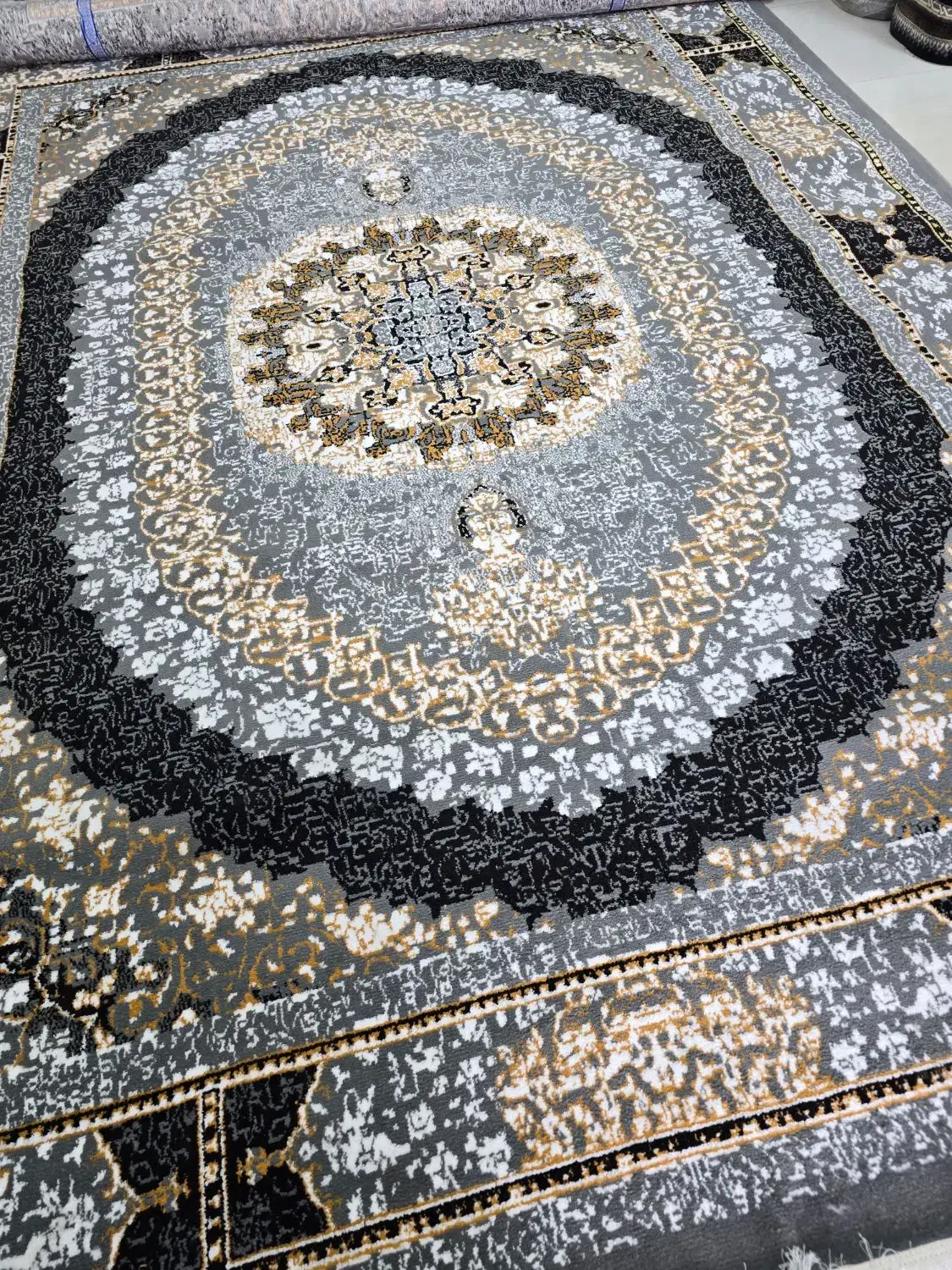 فرش۱۲متری ۵۰۰شانه|فرش|زاهدان, |دیوار