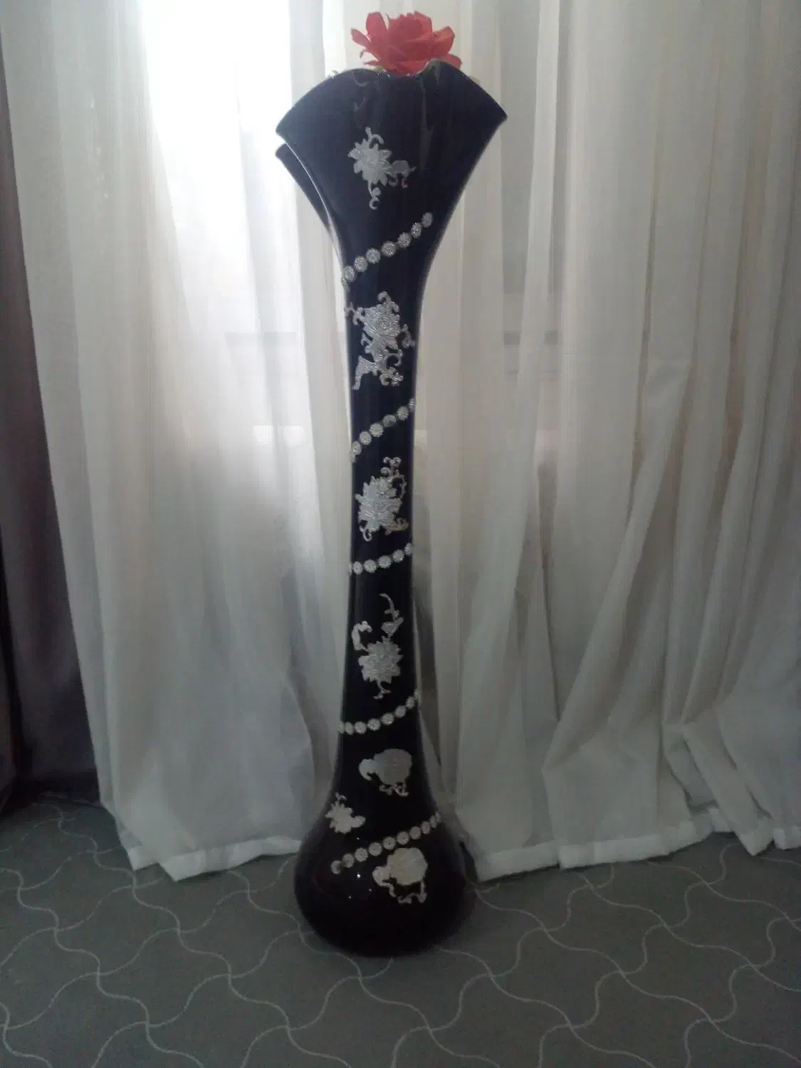 گلدان بزرگ|گل مصنوعی|بیستون, |دیوار