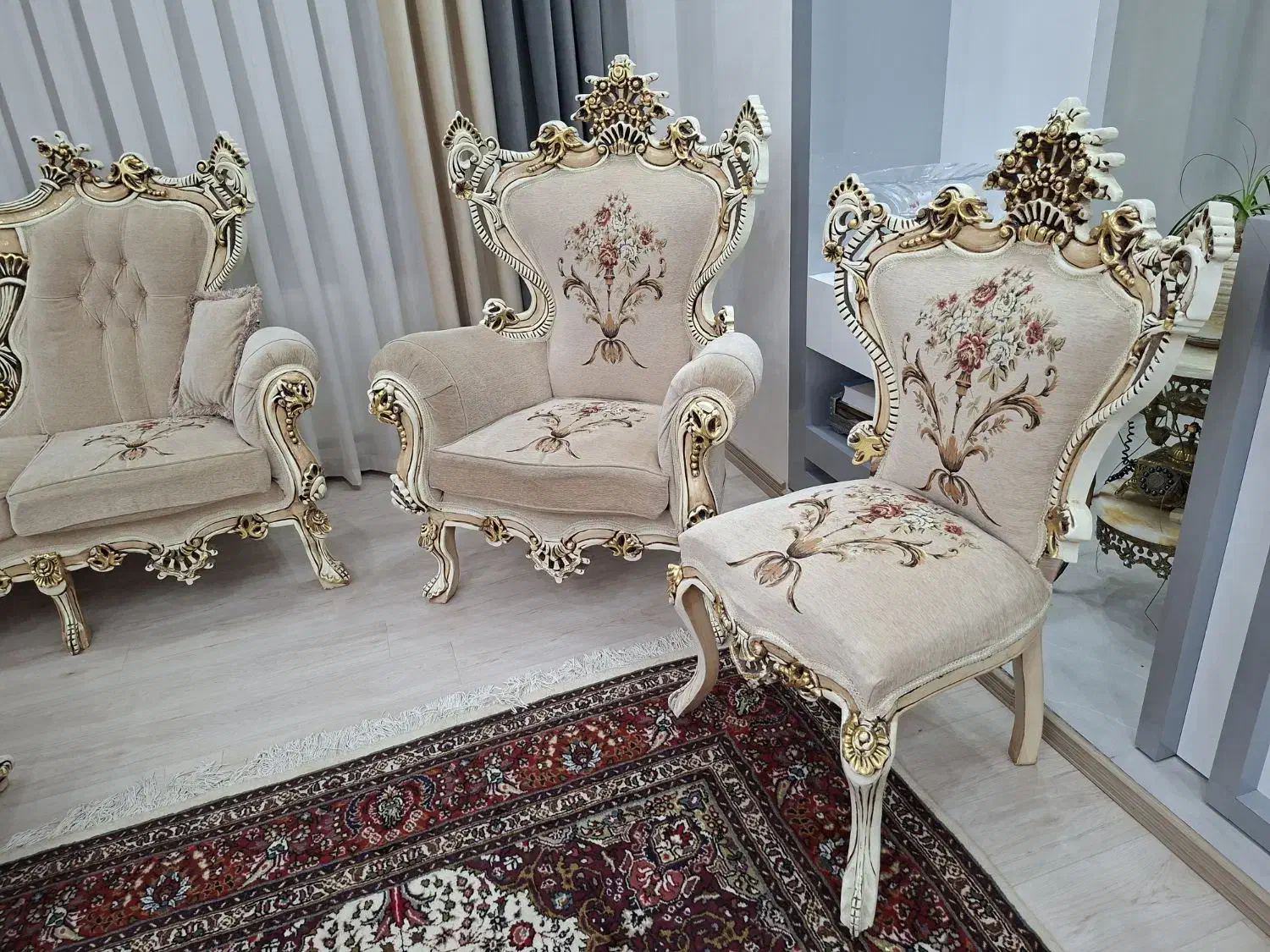 مبل 9 نفره سلطنتی|مبلمان خانگی و میز عسلی|میاندوآب, |دیوار