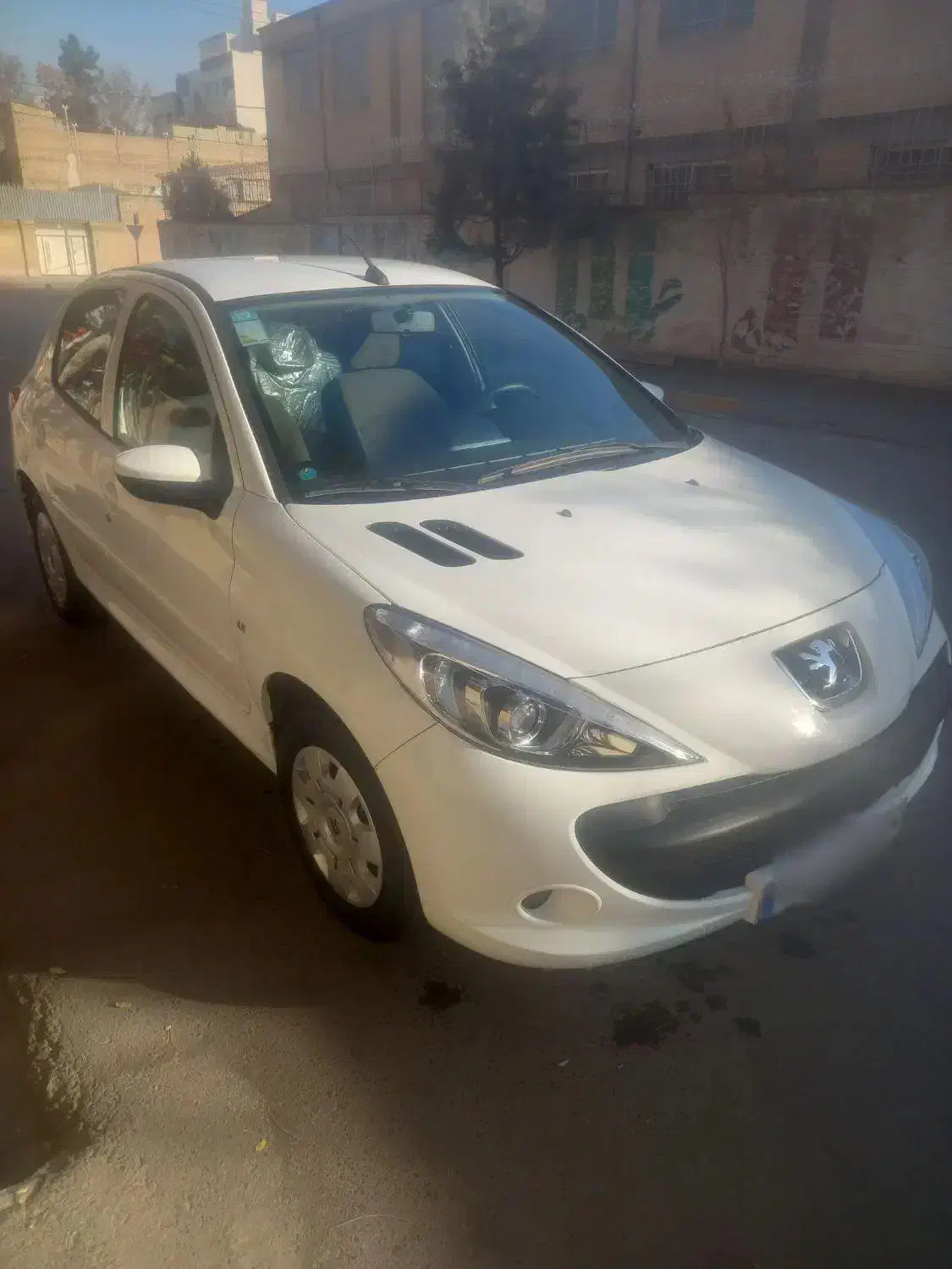 پژو ۲۰۷ مدل ۴۰۲|خودرو سواری و وانت|مشهد, وکیل‌آباد|دیوار