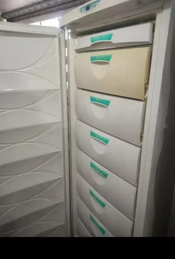 یخچال فریزر و تمام فریزر|یخچال و فریزر|بهار, |دیوار